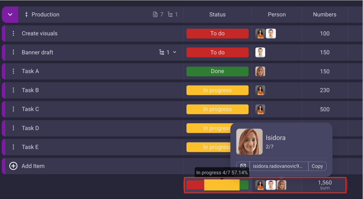 The summary row feature shown in Plaky project management software