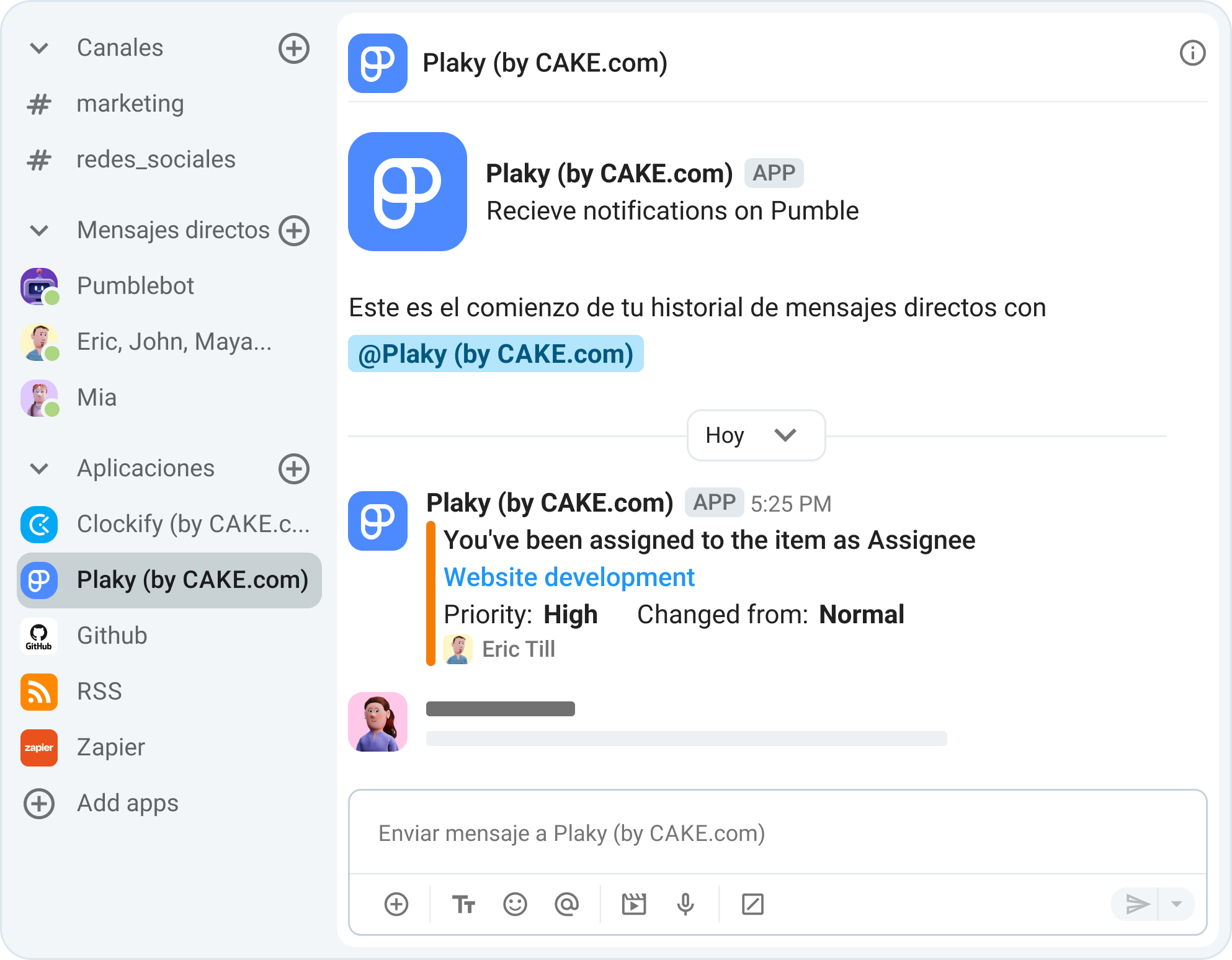 Pumble te puede notificar automáticamente sobre los cambios en Plaky